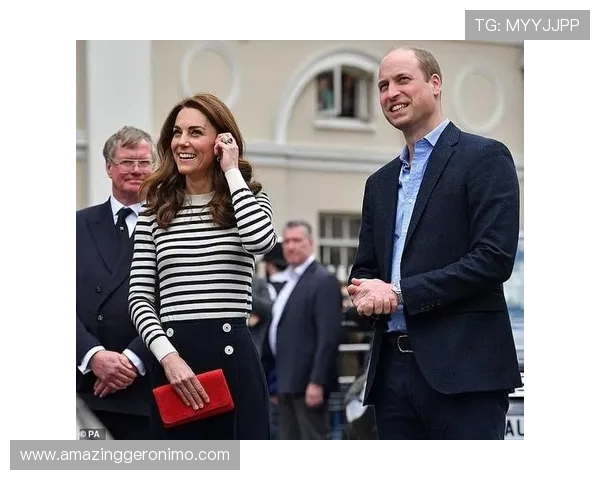 西媒称久保建英带伤出战国家队比赛脚踝旧伤再次反复引担忧 西媒称久保建英带伤出战国家队比赛脚踝旧伤再次反复引担忧
