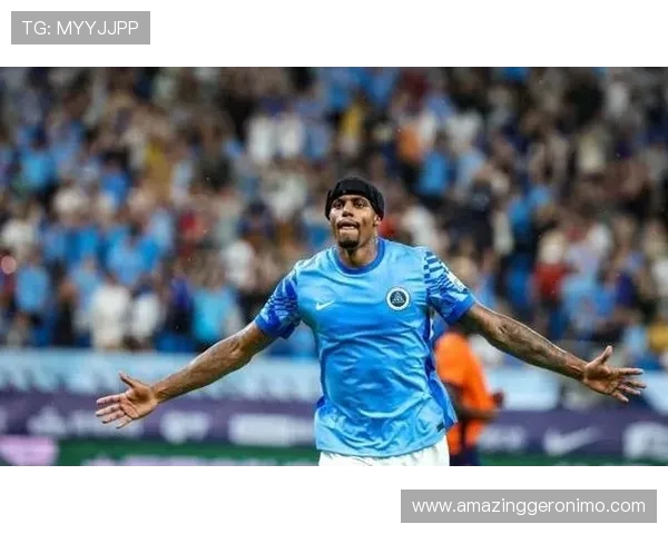 国安上下半程变化大 本土后卫防不住韦斯利引发热议